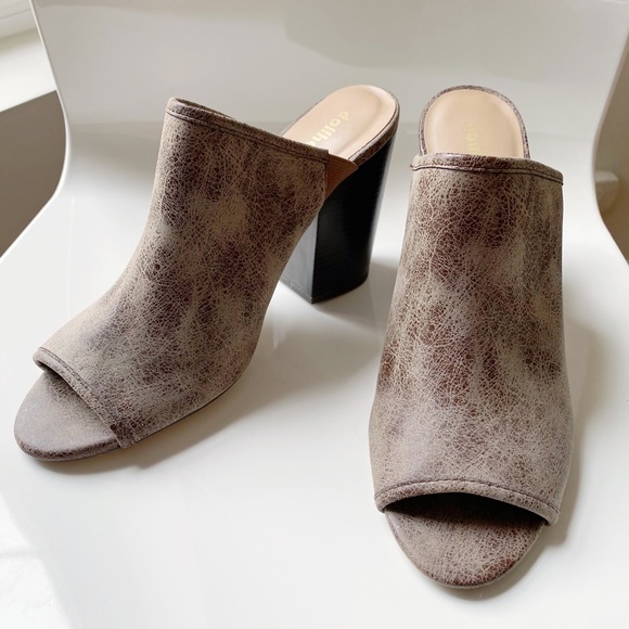 Peep Toe Chunky Heeled Mules - Picture 6 of 10